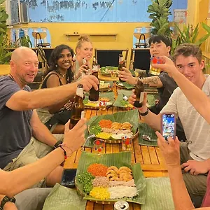 Hostel Saigon Authentic - Daily Walking Morning Tour, Fresh Daily Breakfast, Gym & Rooftop Billiard, Ho Chi Minh